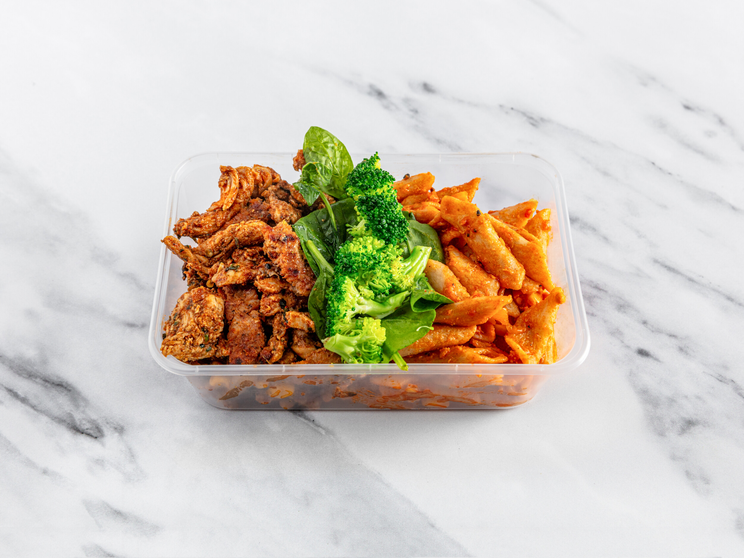 Chicken fajita with wholegrain pasta, broccoli and spinach